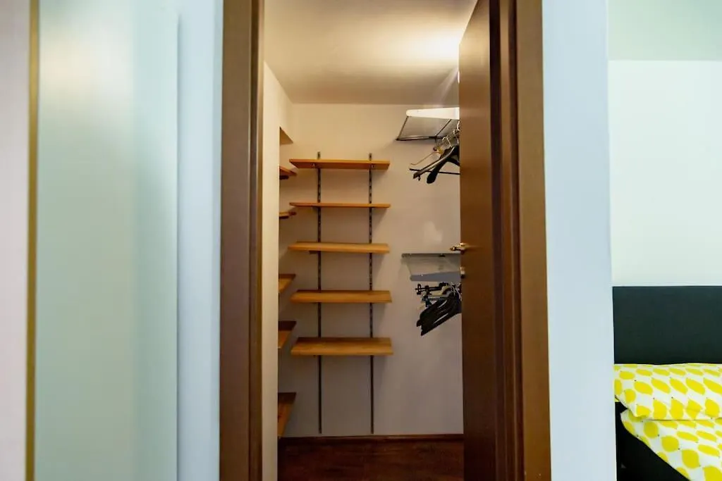 2 Min Da Porta Genova - Elegante Bilocale Apartment Milan